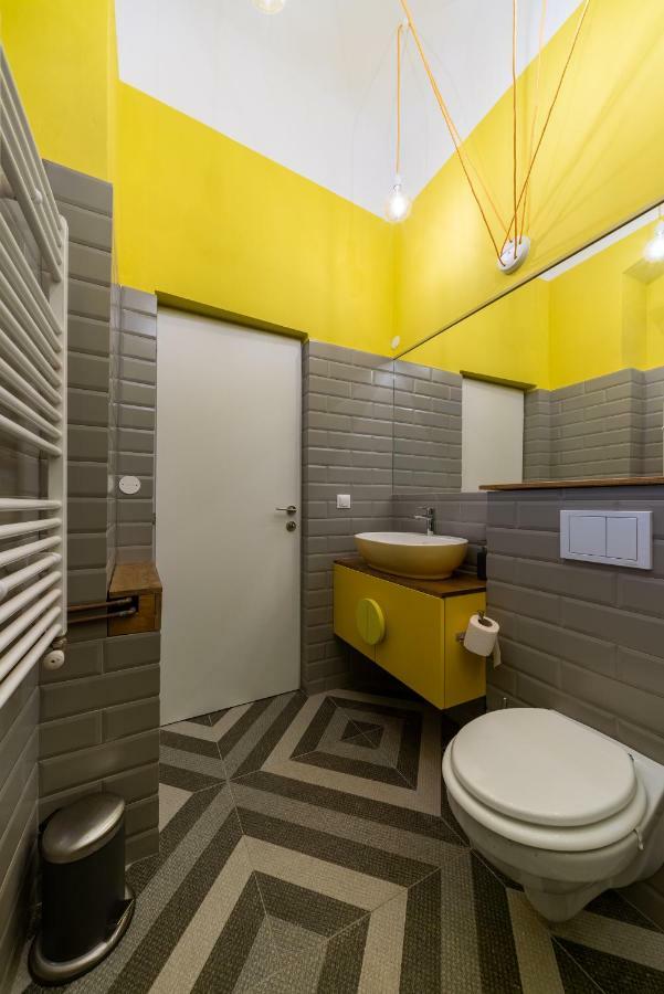 The Yellow Umbrella Studio Cluj-Napoca Luaran gambar