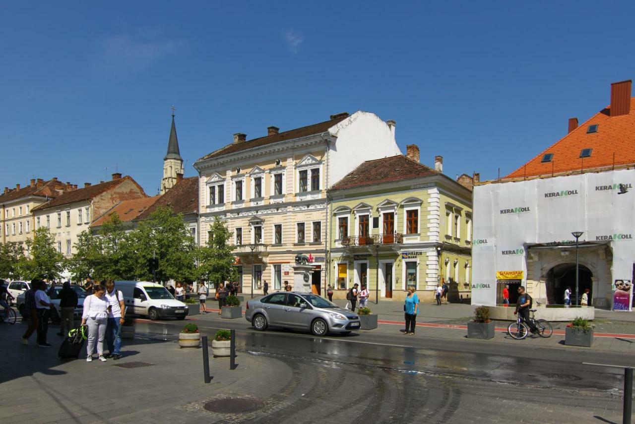 The Yellow Umbrella Studio Cluj-Napoca Luaran gambar